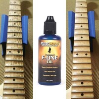 Music Nomad MN105 Fretboard Oil Cleaner & Conditioner - 60ml