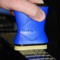 Music Nomad MN109 String Fuel All In One String Cleaner & Lubricant